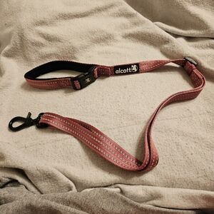Alcott Adventure Weekender Leash in Red